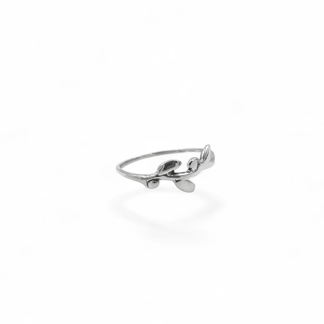 Dainty Ivy Ring | 925 Sterling Silver | Size 6-9