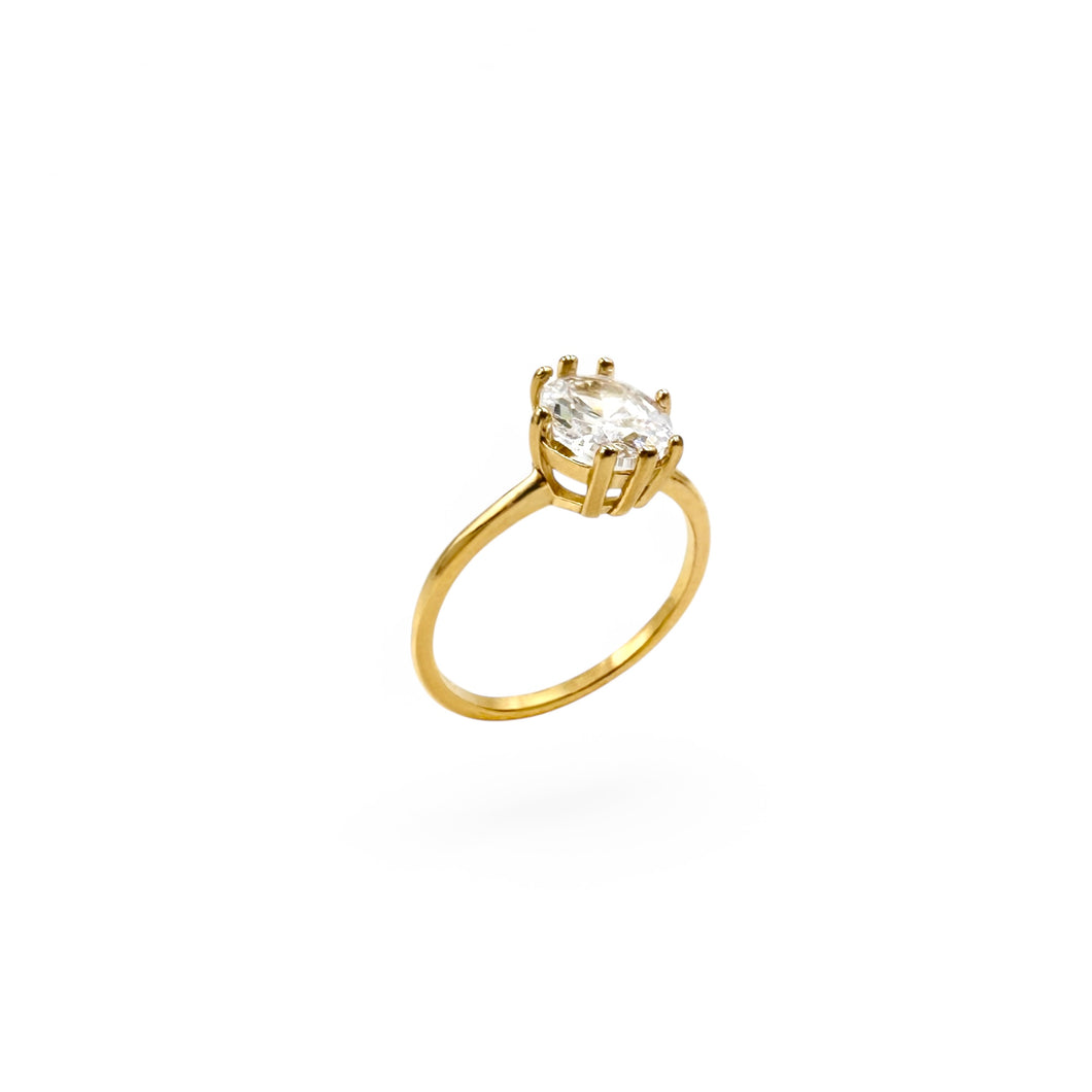 Oval Crystal Solitaire Ring | 18k Gold | Size 6, 7, 8