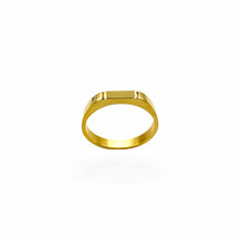 Load image into Gallery viewer, Rounded Rectangular Signet Ring | 18k Gold | Size 6, 7, 8, 9
