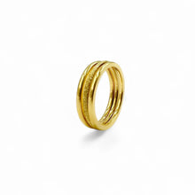 Load image into Gallery viewer, Triple Band Set | 18k gold | Size 6, 7, 8
