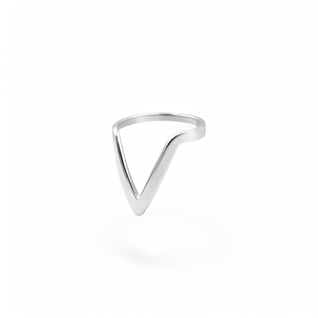 Deep Chevron Ring | 925 Sterling Silver | Size 5-10