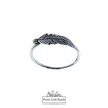 Load image into Gallery viewer, 925 Sterling Silver Feather Ring, 14mm | Pretty Little Bands
