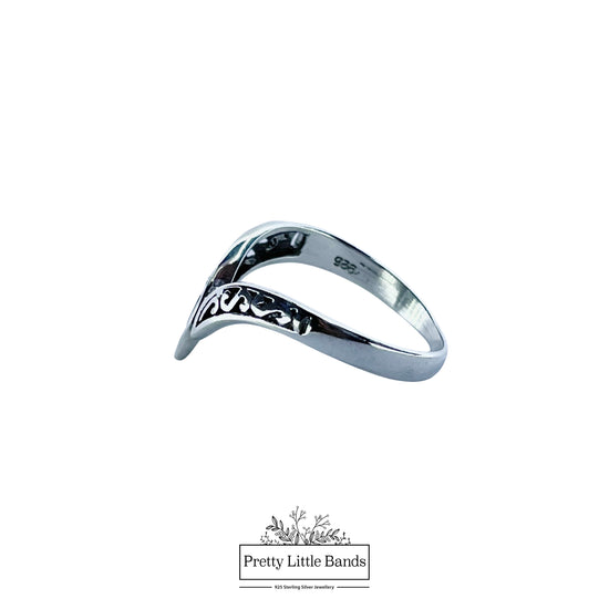 925 Sterling Silver Filigree Chevron Ring, 13mm | Pretty Little Bands