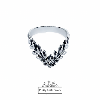 925 Sterling Silver Olive Branch Chevron Ring, 6 x 19mm | Pretty Little Bands