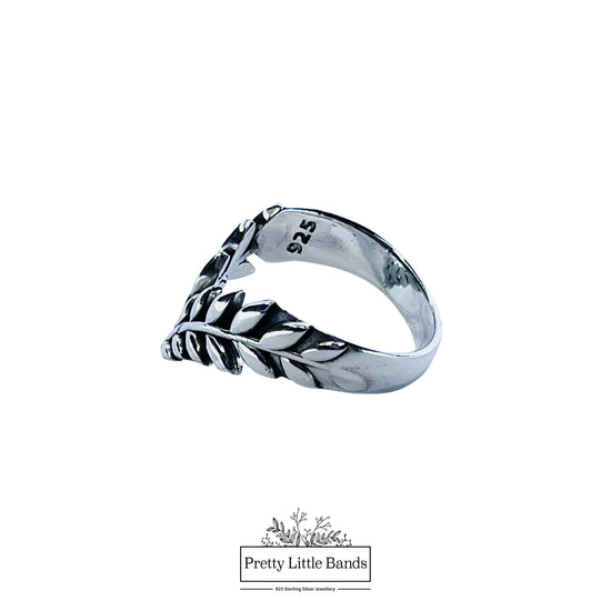 925 Sterling Silver Olive Branch Chevron Ring, 6 x 19mm | Pretty Little Bands